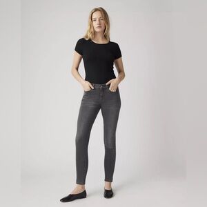 Levi’s 711 Skinny Women's Jeans